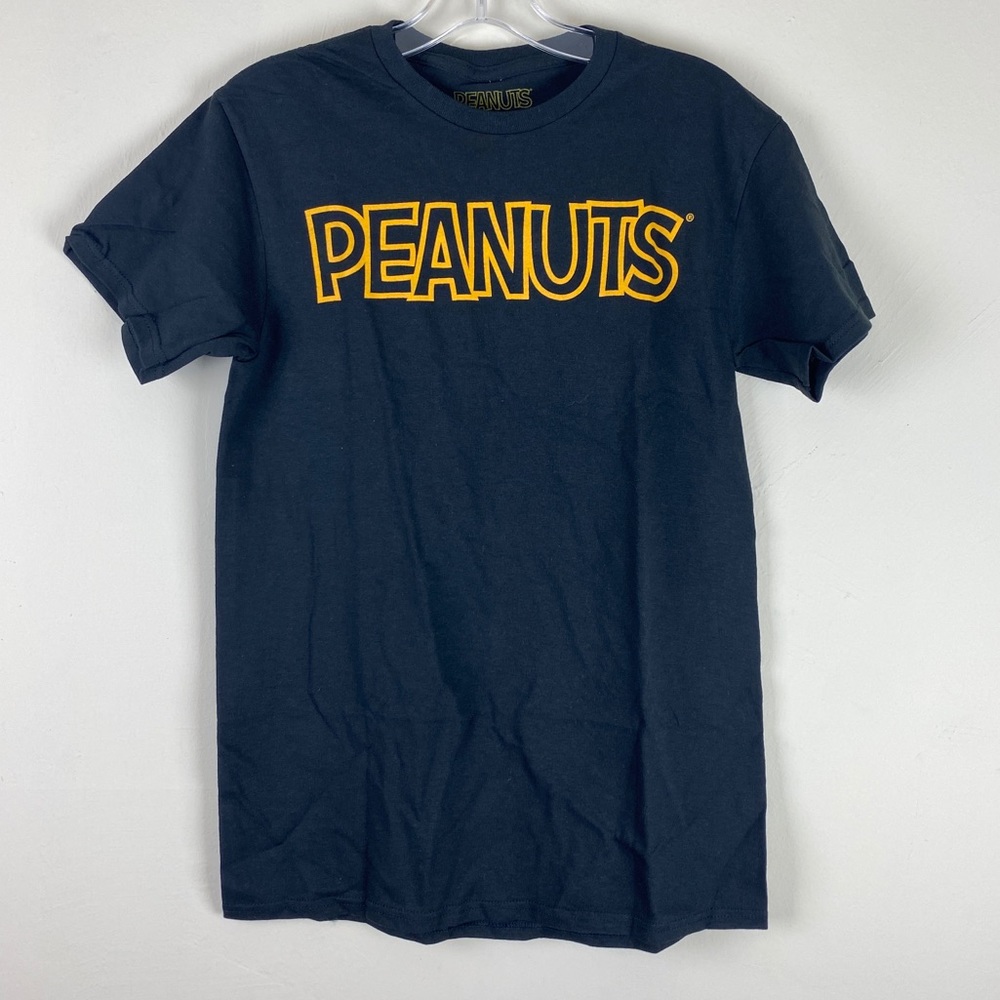 NWOT Peanuts Snoopy Navy Blue Yellow Graphic Tee